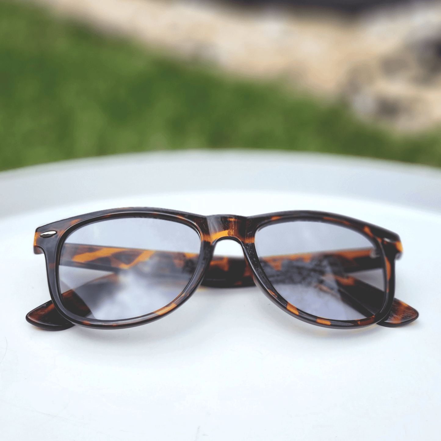 BprotectedstoreBproAB_UVXTortoiseShellBlueLightandUVProtectionGlasses-StylishEyeDefense-Lifestyle
