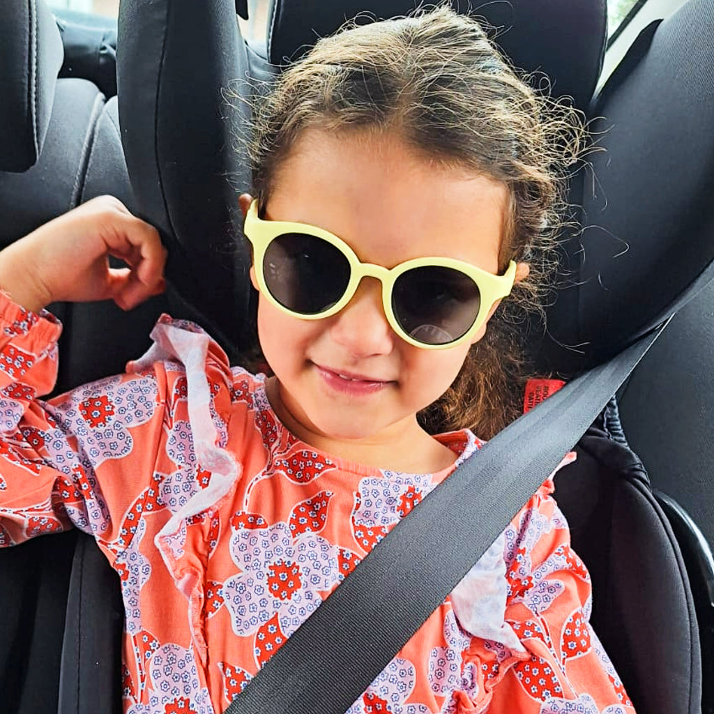 Bprotectedstore-Sosy-ToddlerSunglasses-LemonFizz_Lifestyle